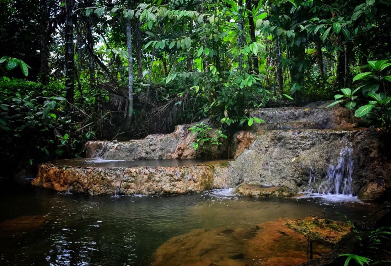 Baan Suan Tondin Hotel Satun Buitenkant foto